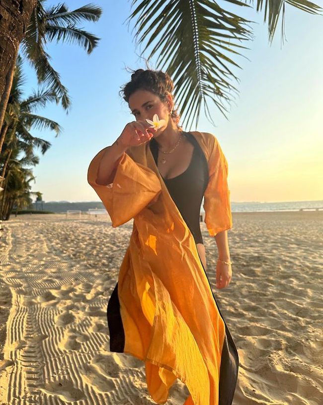 Staggering Poses Of Aisha Sharma